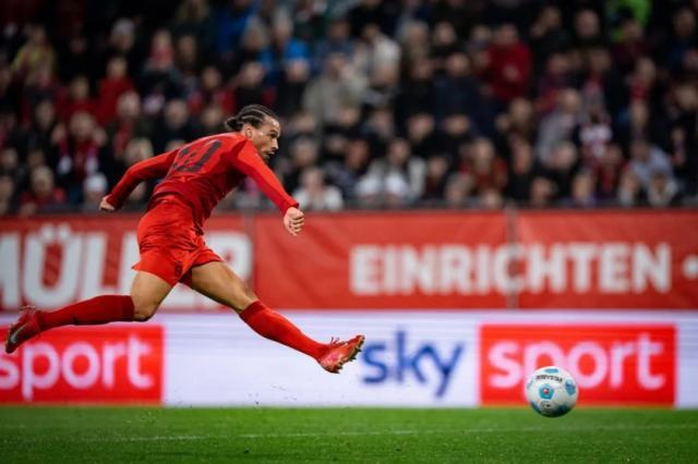 1743807359712009828.jpg 1743807164411.jpg